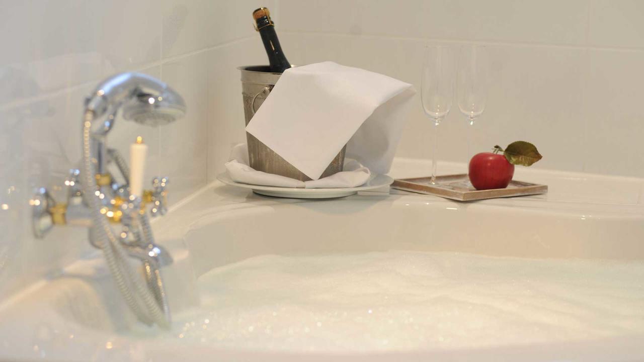 Schlosshotel Neckarbischofsheim Zewnętrze zdjęcie