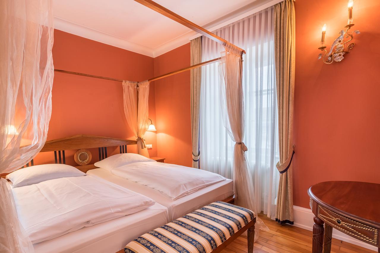 Schlosshotel Neckarbischofsheim Zewnętrze zdjęcie