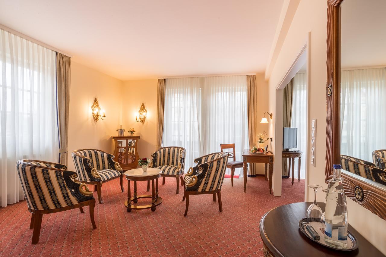 Schlosshotel Neckarbischofsheim Zewnętrze zdjęcie