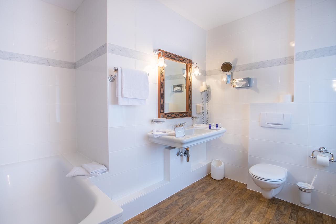 Schlosshotel Neckarbischofsheim Zewnętrze zdjęcie
